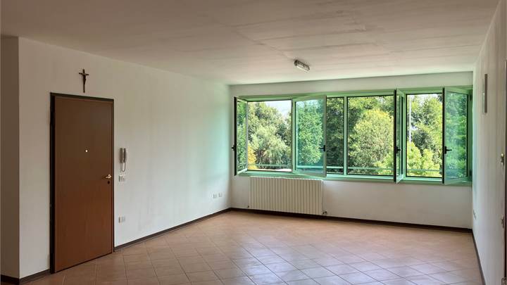 UFFICIO AL 1* PIANO