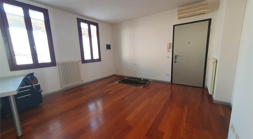 sala da pranzo/angolo cottura