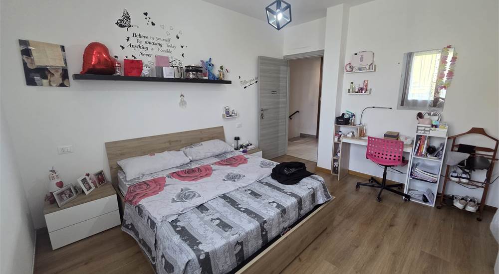 CAMERA 1