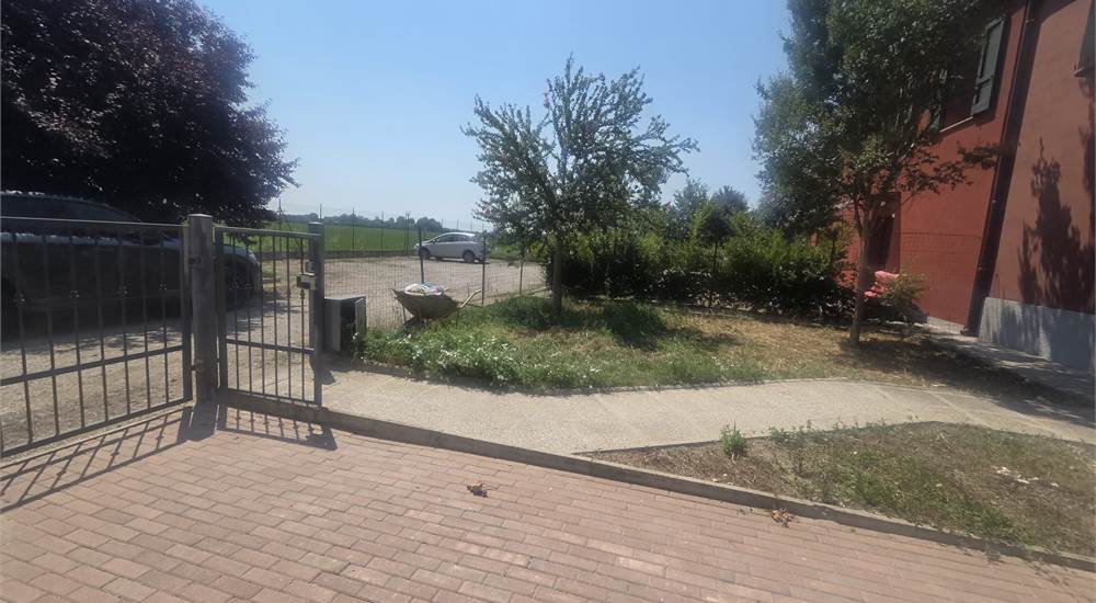 GIARDINO FRONTE